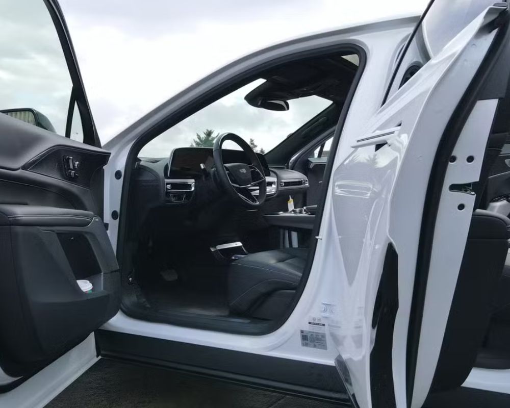 Cadillac LYRIQ rental Miami photo 4