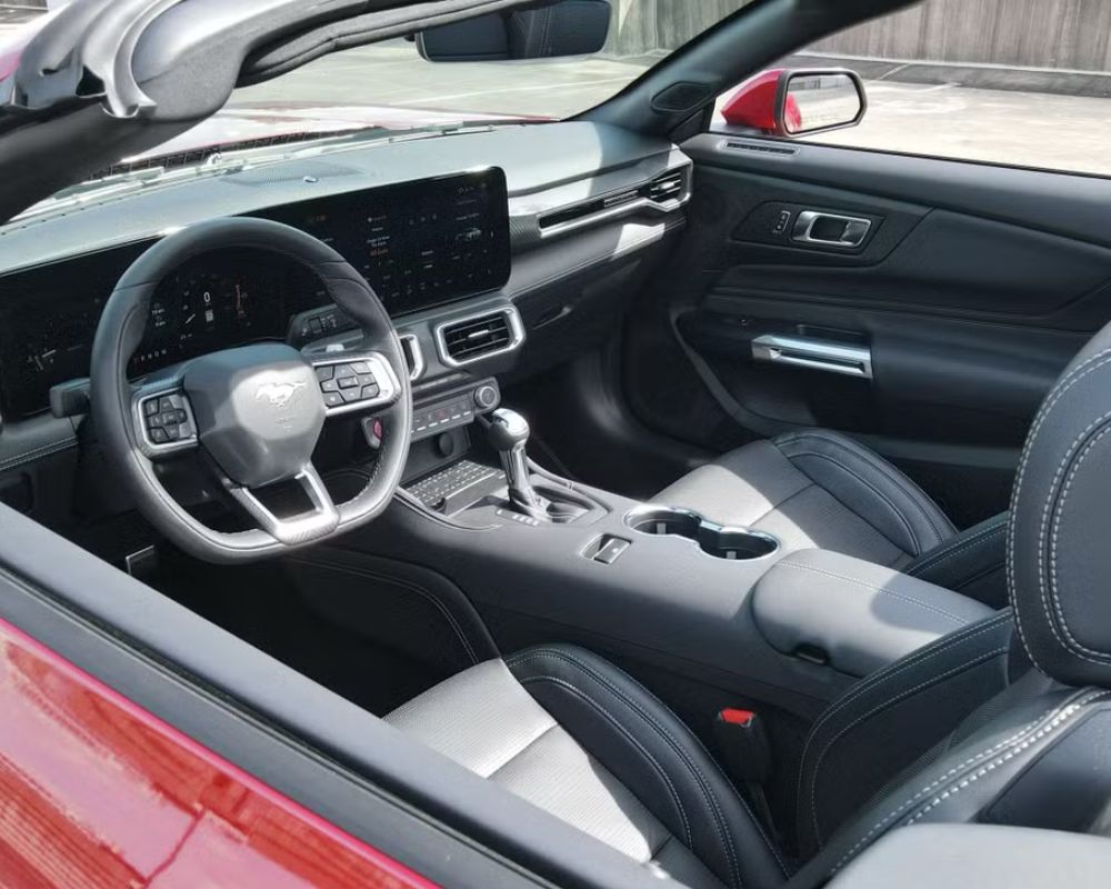 Ford Mustang rental Miami photo 4