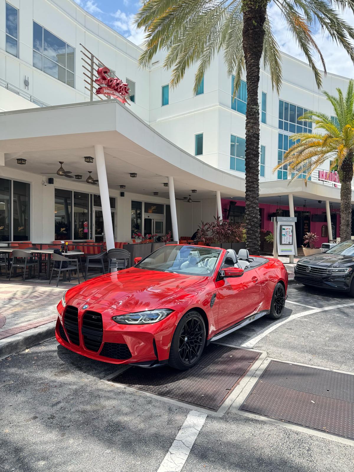 2023 BMW M4 Competition Convertible | photo 5