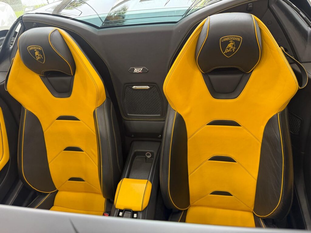 Lamborghini Huracán EVO Spyder yellow leather sport seats