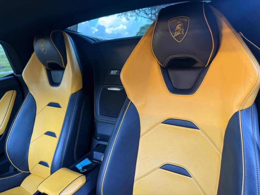 Lamborghini Huracán EVO Spyder yellow leather seats with embroidered Lamborghini crest