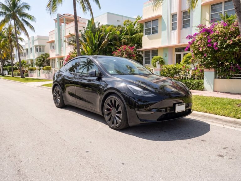 Economy car rental Miami and Fort Lauderdale by 95 Auto Club