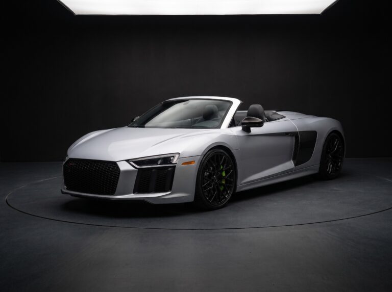 Audi R8 V10 Spyder supercar rental in Miami