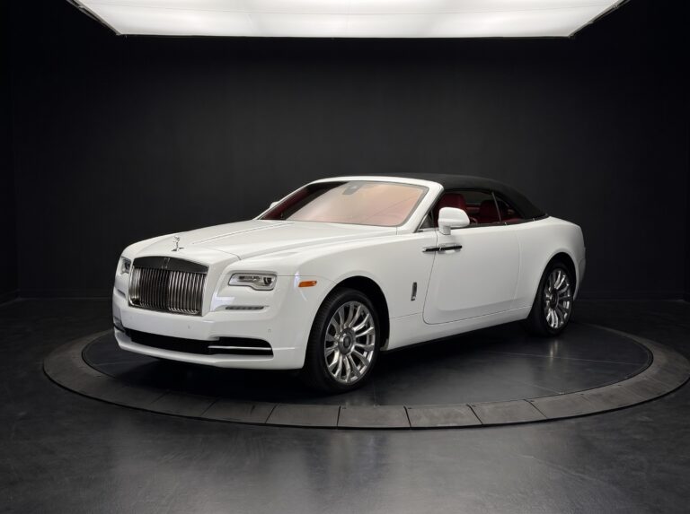 Rolls-Royce Dawn convertible rental in Miami