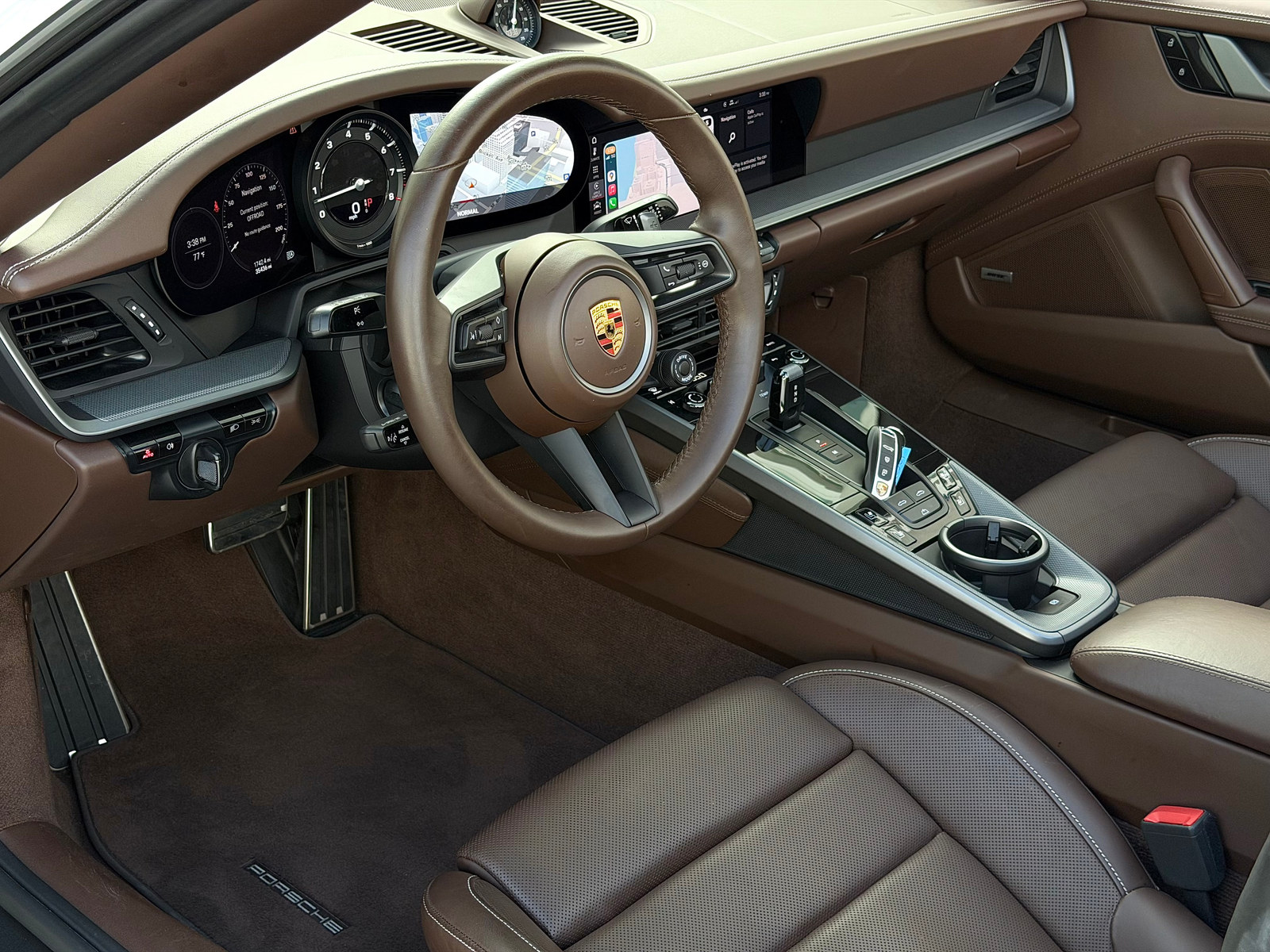 White Porsche 911 Carrera S rental Miami photo 3